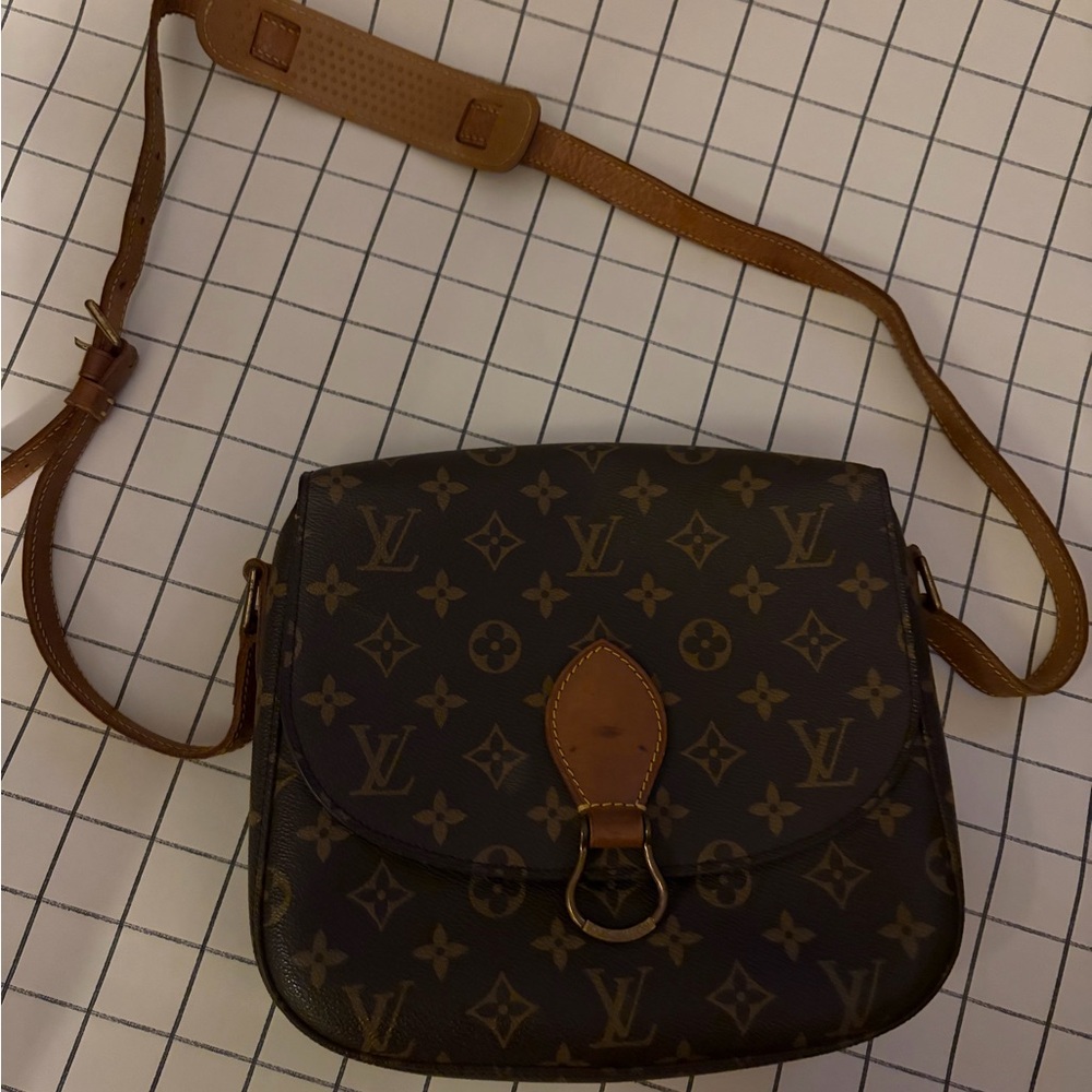 Louis Vuitton Classic Monogram Crossbody Bag (SAINT CLOUD GM)